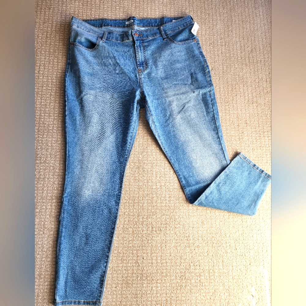 Size 18 Old Navy Super Skinny Blue Jeans BNWT